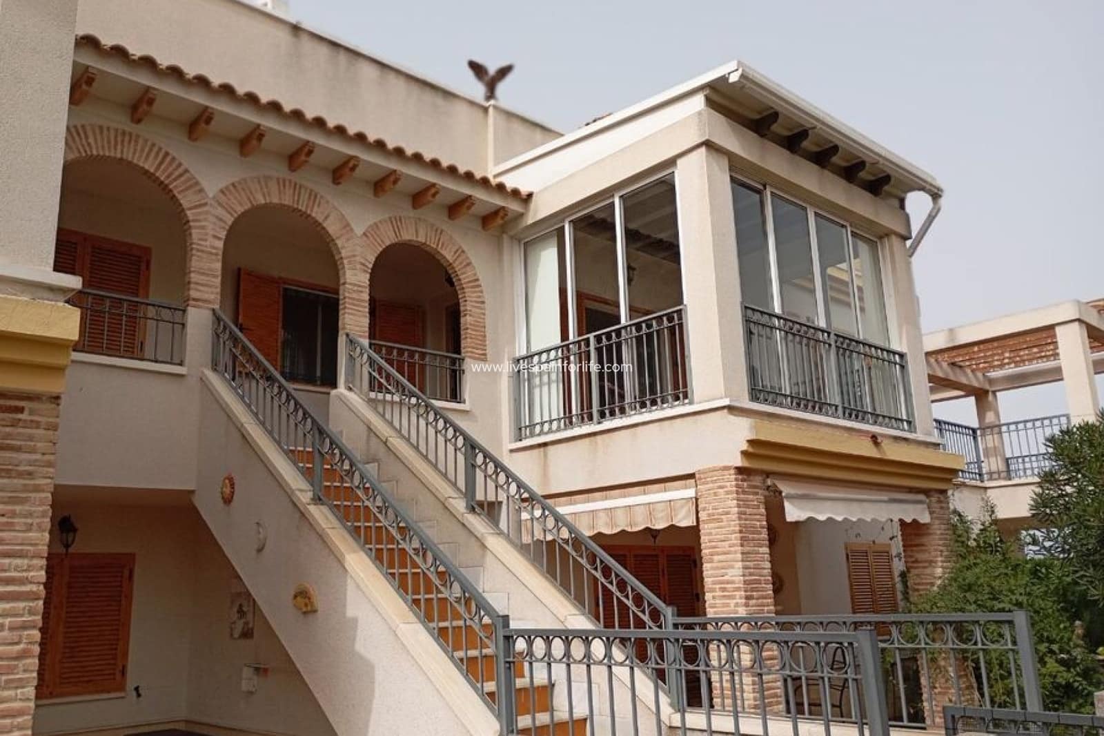 Apartamento de 2 habitaciones en Daya Vieja en venta con piscina - 152.100 € (Ref: 9664240)