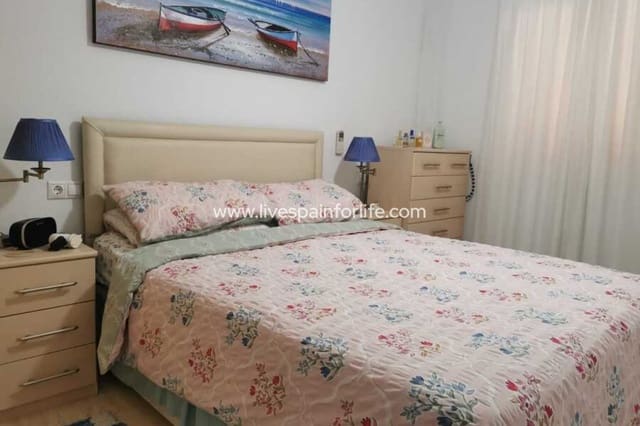 Apartamento de 2 habitaciones en Daya Vieja en venta con piscina - 152.100 € (Ref: 9664240)