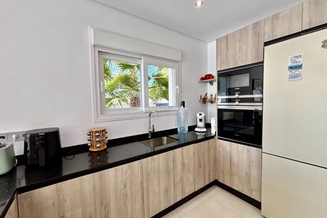 3 Zimmer Villa zu verkaufen in Benijófar mit Pool Garage - 569.500 € (Ref: 9664246)