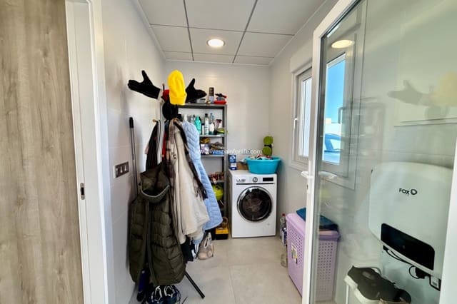 3 Zimmer Villa zu verkaufen in Benijófar mit Pool Garage - 569.500 € (Ref: 9664246)