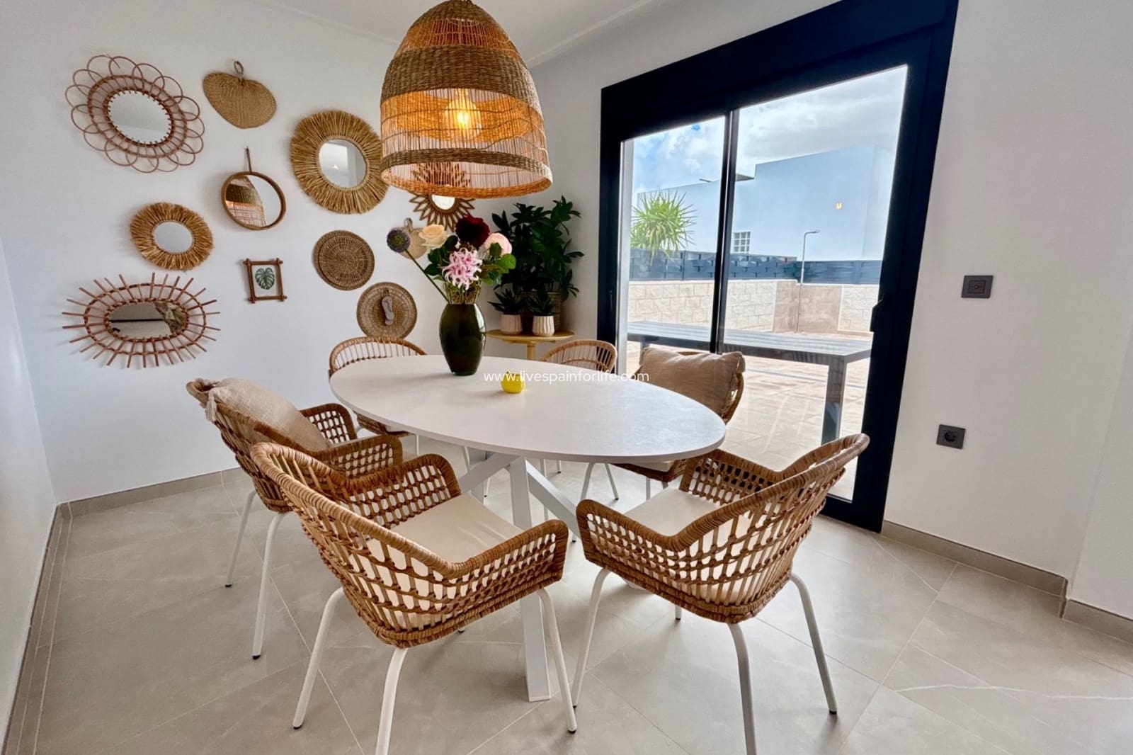 2 soverom Villa til salgs i Benijofar med svømmebasseng garasje - € 429 500 (Ref: 9664249)