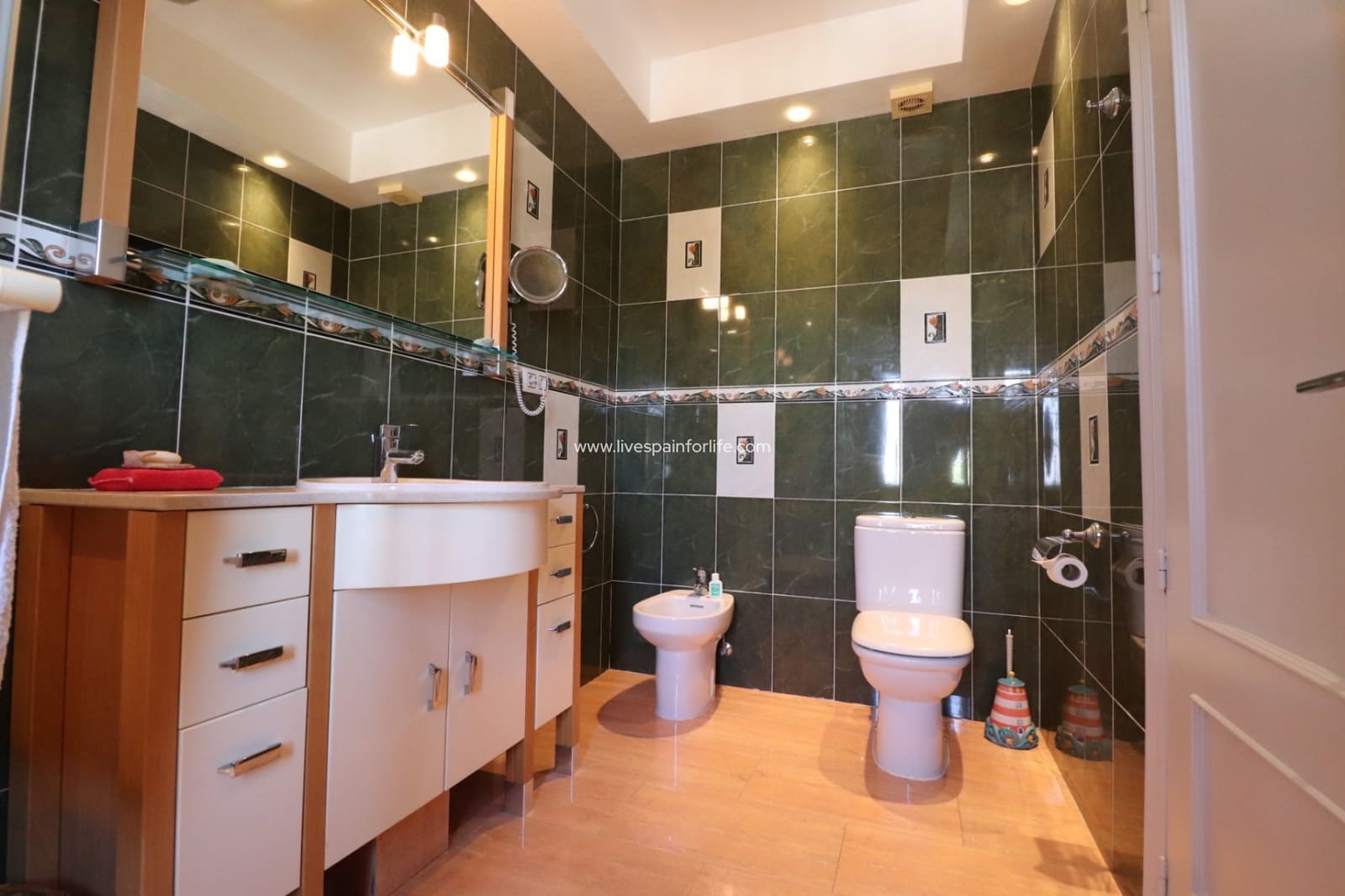 3 soveværelse Villa til salg i Algorfa med swimmingpool garage - € 549.500 (Ref: 9664250)