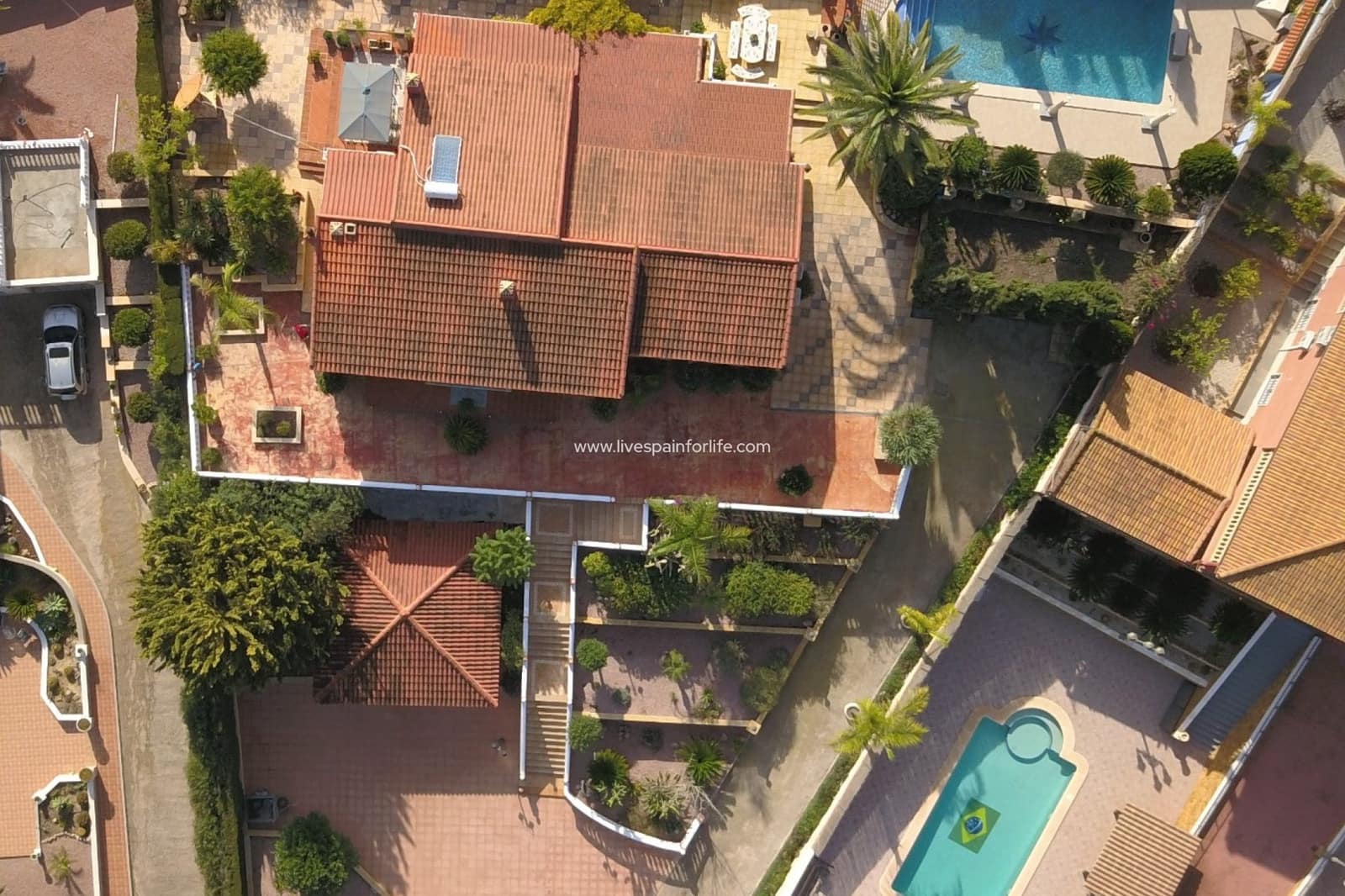 3 soveværelse Villa til salg i Algorfa med swimmingpool garage - € 549.500 (Ref: 9664250)