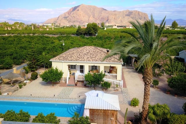 3 soveværelse Finca/Landehus til salg i La Campaneta, Orihuela med swimmingpool garage - € 375.000 (Ref: 9664257)