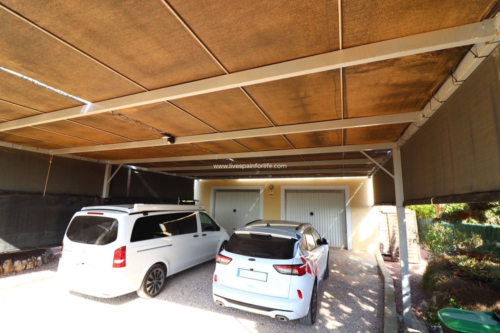 3 soveværelse Finca/Landehus til salg i La Campaneta med swimmingpool garage - € 375.000 (Ref: 9664257)