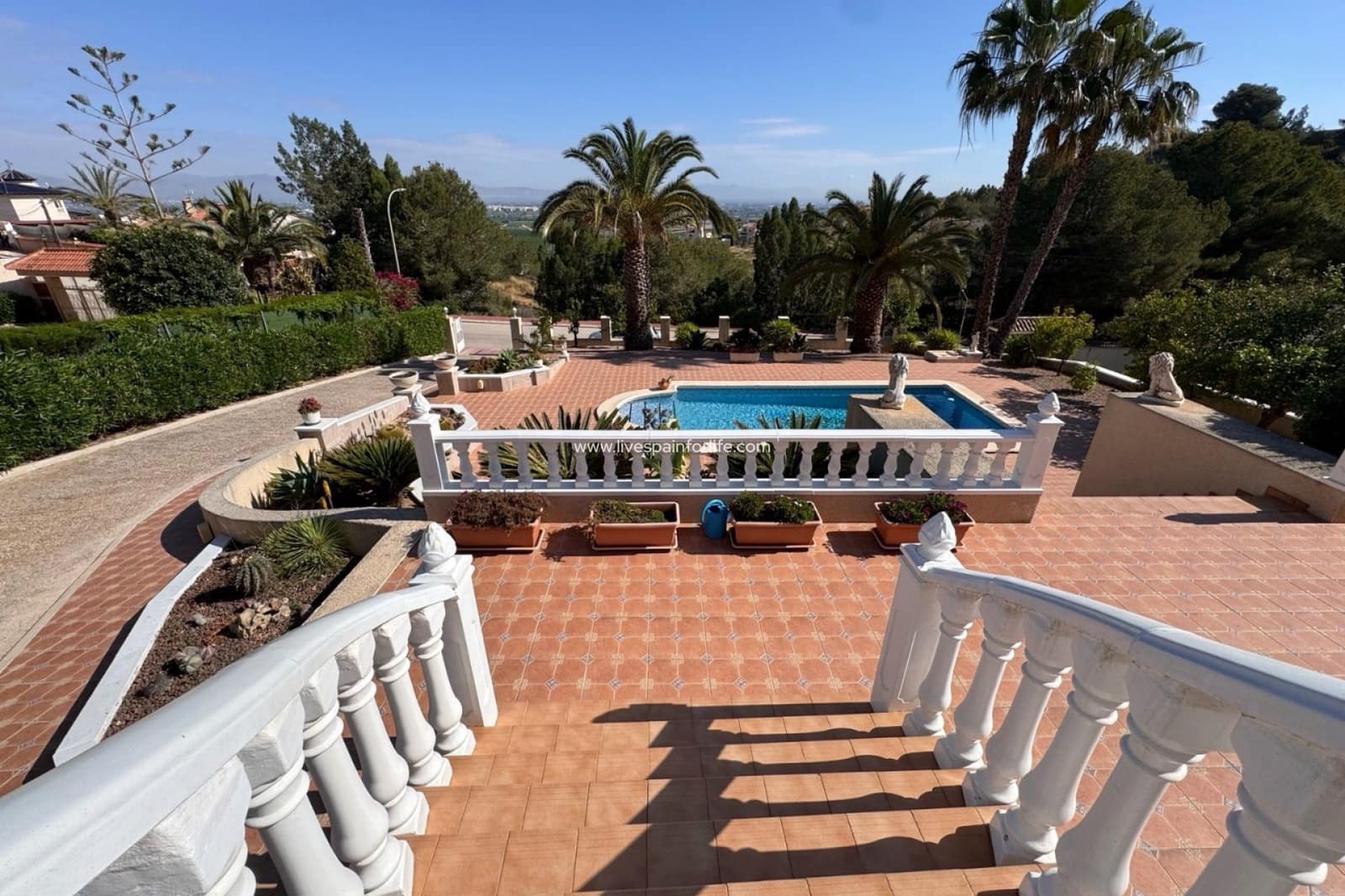3 bedroom Villa for sale in Algorfa with pool garage - € 585,000 (Ref: 9664260)