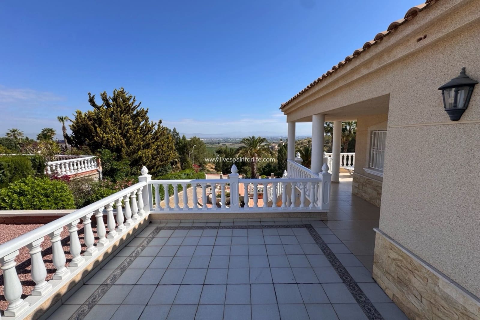 3 bedroom Villa for sale in Algorfa with pool garage - € 585,000 (Ref: 9664260)