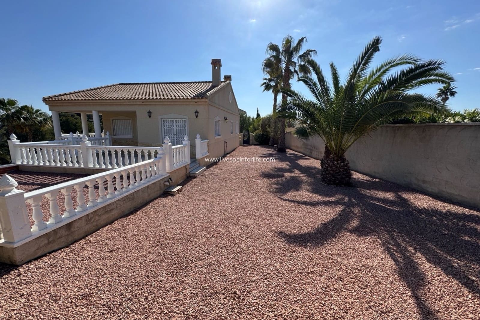 3 bedroom Villa for sale in Algorfa with pool garage - € 585,000 (Ref: 9664260)