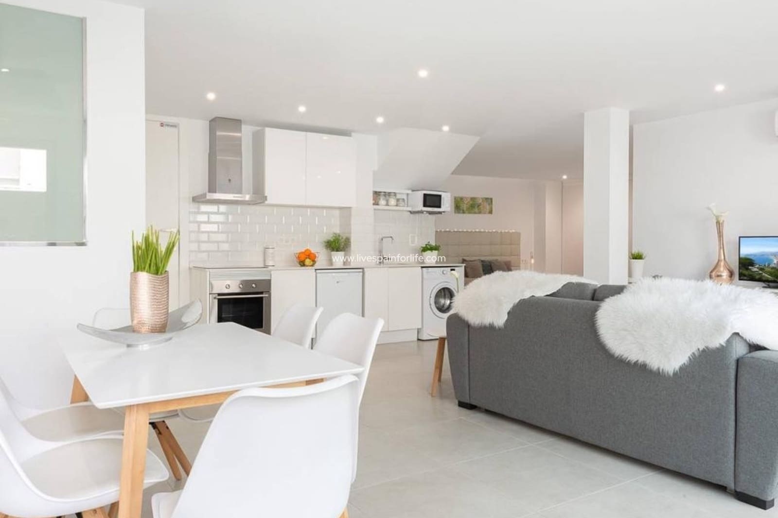 4 Zimmer Villa zu verkaufen in Benijofar mit Pool Garage - 480.000 € (Ref: 9664261)