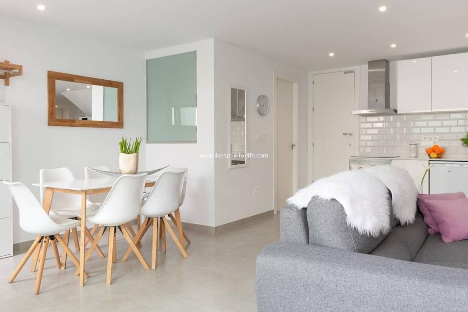 4 Zimmer Villa zu verkaufen in Benijofar mit Pool Garage - 480.000 € (Ref: 9664261)