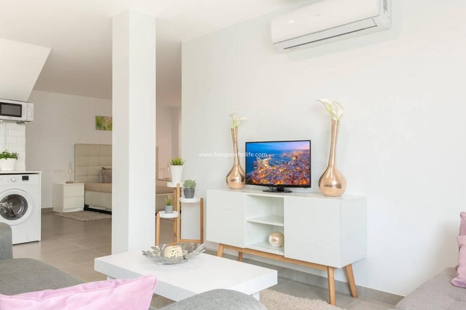 4 Zimmer Villa zu verkaufen in Benijofar mit Pool Garage - 480.000 € (Ref: 9664261)