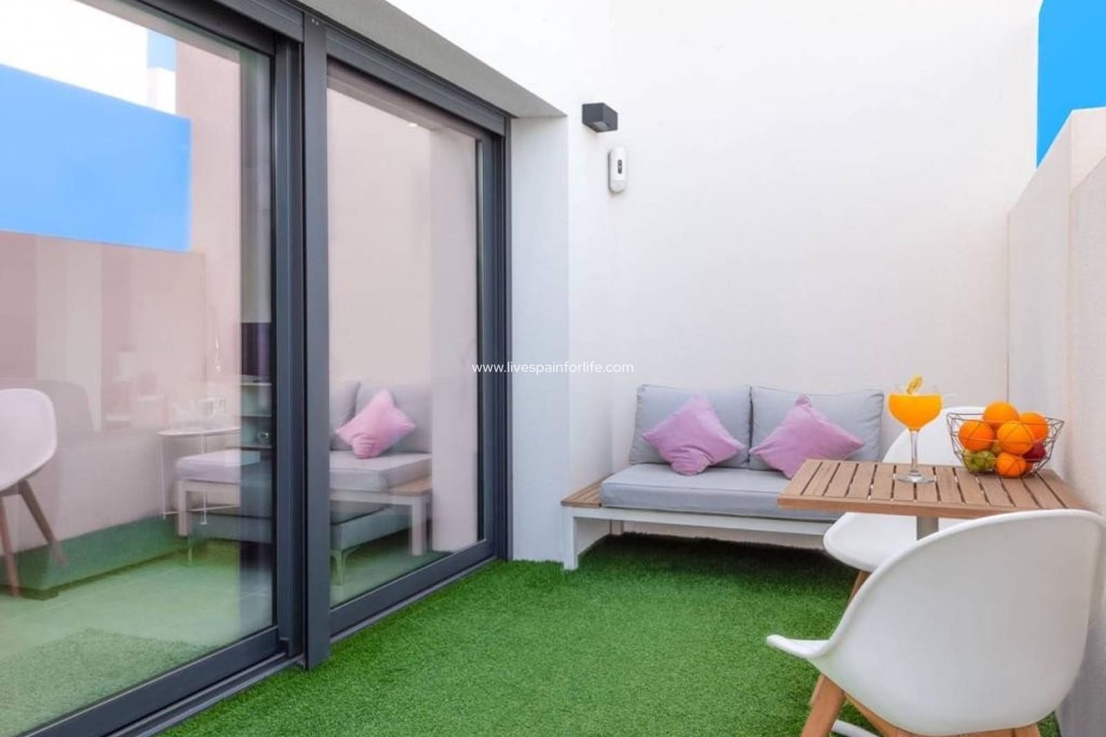 4 Zimmer Villa zu verkaufen in Benijofar mit Pool Garage - 480.000 € (Ref: 9664261)