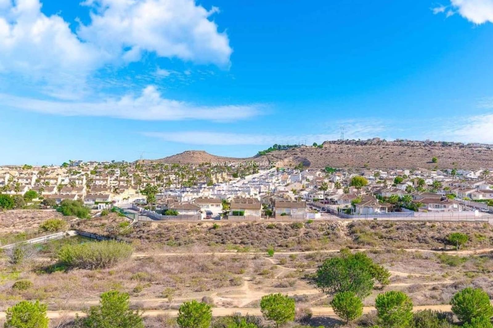 4 Zimmer Villa zu verkaufen in Benijofar mit Pool Garage - 480.000 € (Ref: 9664261)