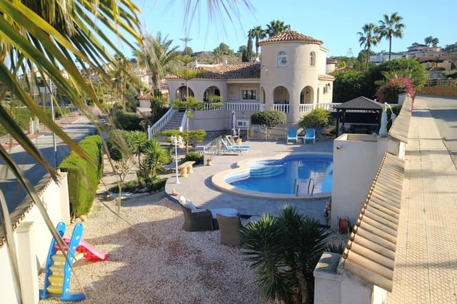 5 camera da letto Villa in vendita in Almoradí con piscina garage - 685.000 € (Rif: 9664264)