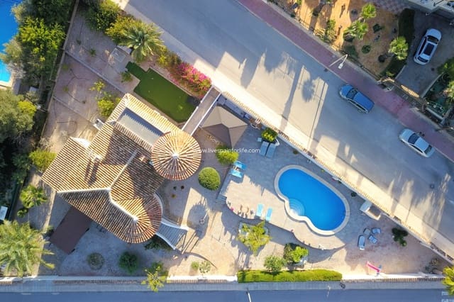 5 camera da letto Villa in vendita in Almoradí con piscina garage - 685.000 € (Rif: 9664264)