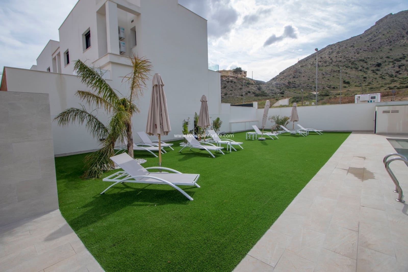 2 sypialnia Dom na sprzedaż w Miasto Alicante / Alacant z basenem garażem - 223 000 € (Ref: 9665123)