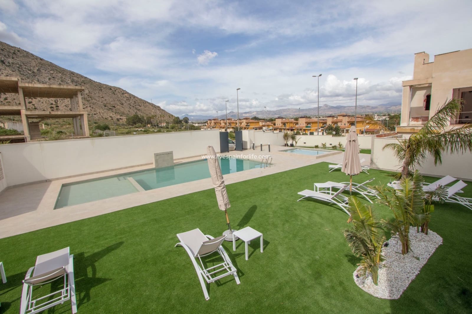 2 sypialnia Dom na sprzedaż w Miasto Alicante / Alacant z basenem garażem - 223 000 € (Ref: 9665123)