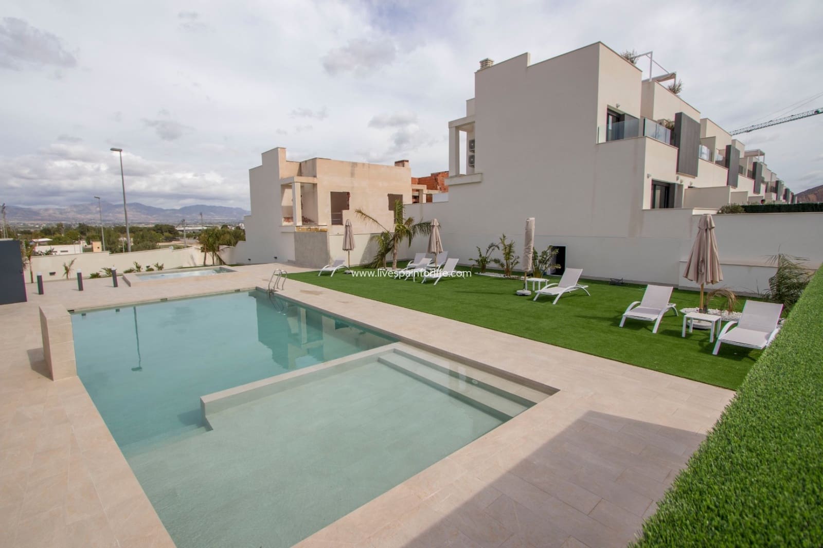 2 sovrum Hus till salu i Cox med pool garage - 223 000 € (Ref: 9665124)