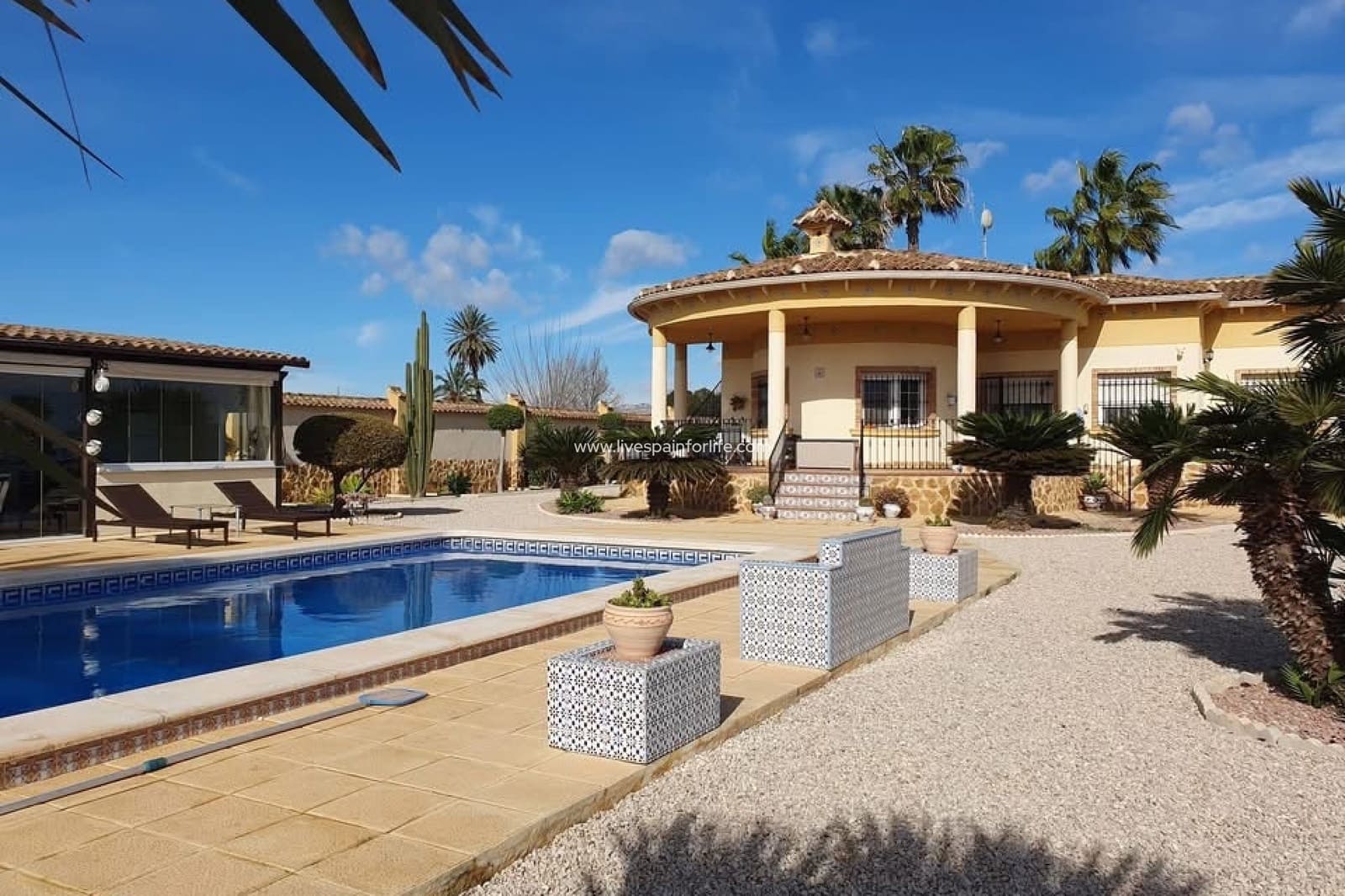 4 sovrum Finca/Hus på landet till salu i Alicante stad med pool garage - 369 000 € (Ref: 9665125)