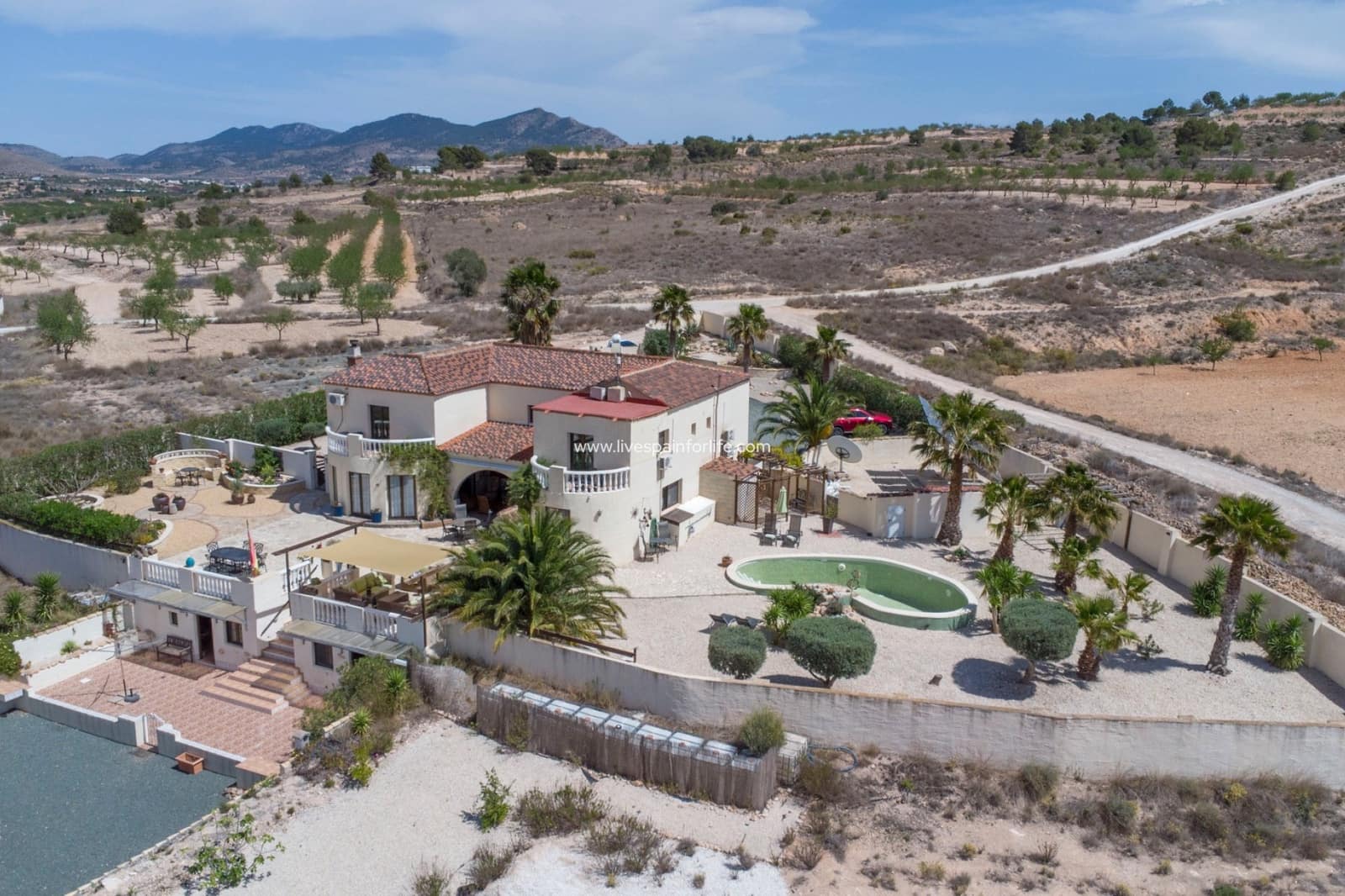 Finca/Casa Rural de 7 habitaciones en Barbarroja en venta con piscina - 534.995 € (Ref: 9665275)