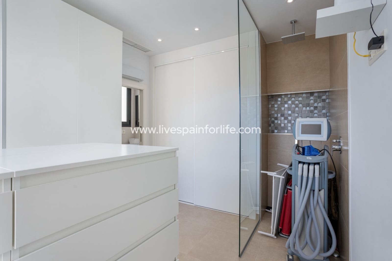 3 slaapkamer Huis te koop in Benijofar met zwembad - € 439.000 (Ref: 9665360)