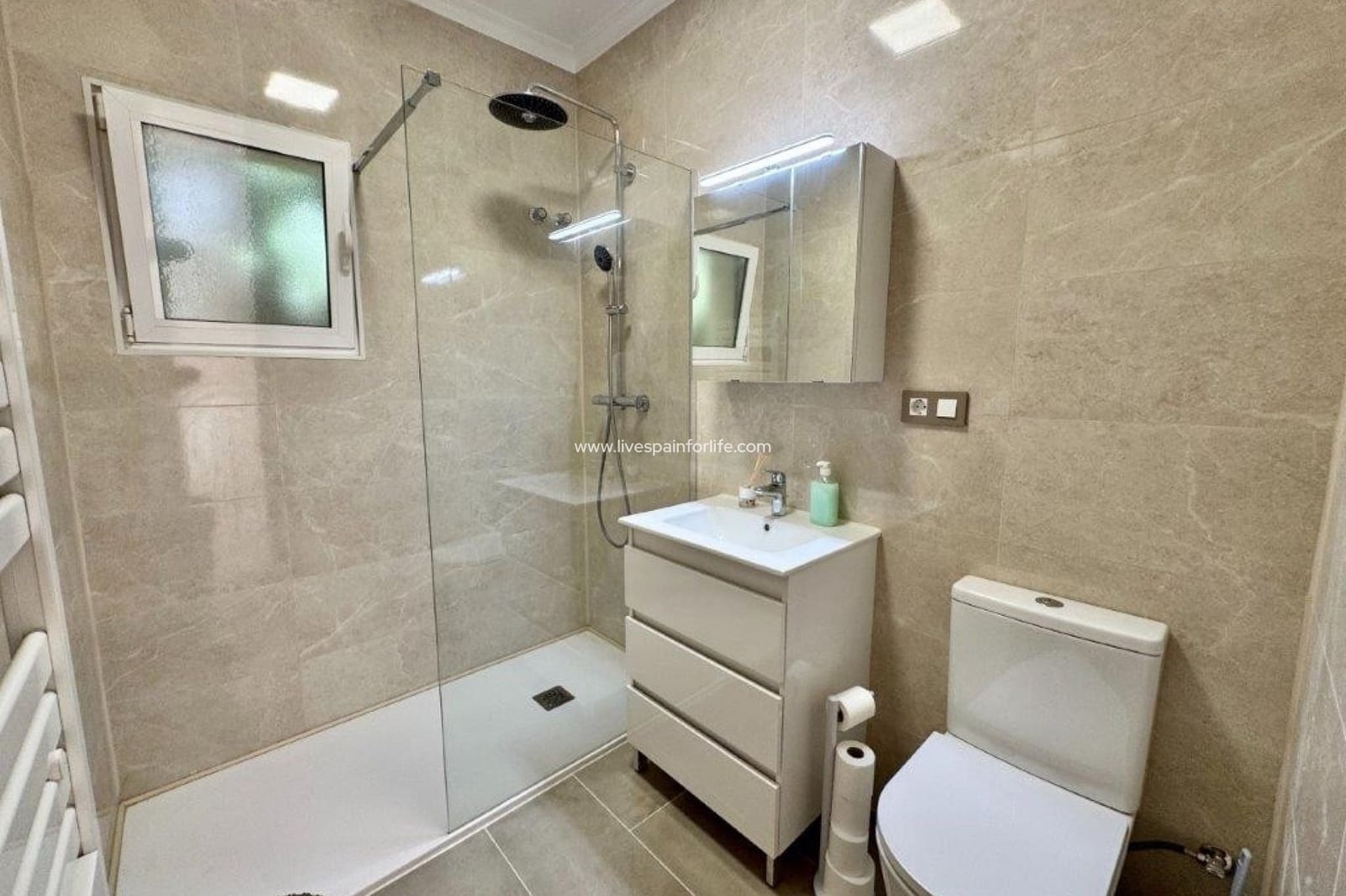 3 sypialnia Finka/Dom wiejski na sprzedaż w Dolores z basenem garażem - 455 000 € (Ref: 9665361)