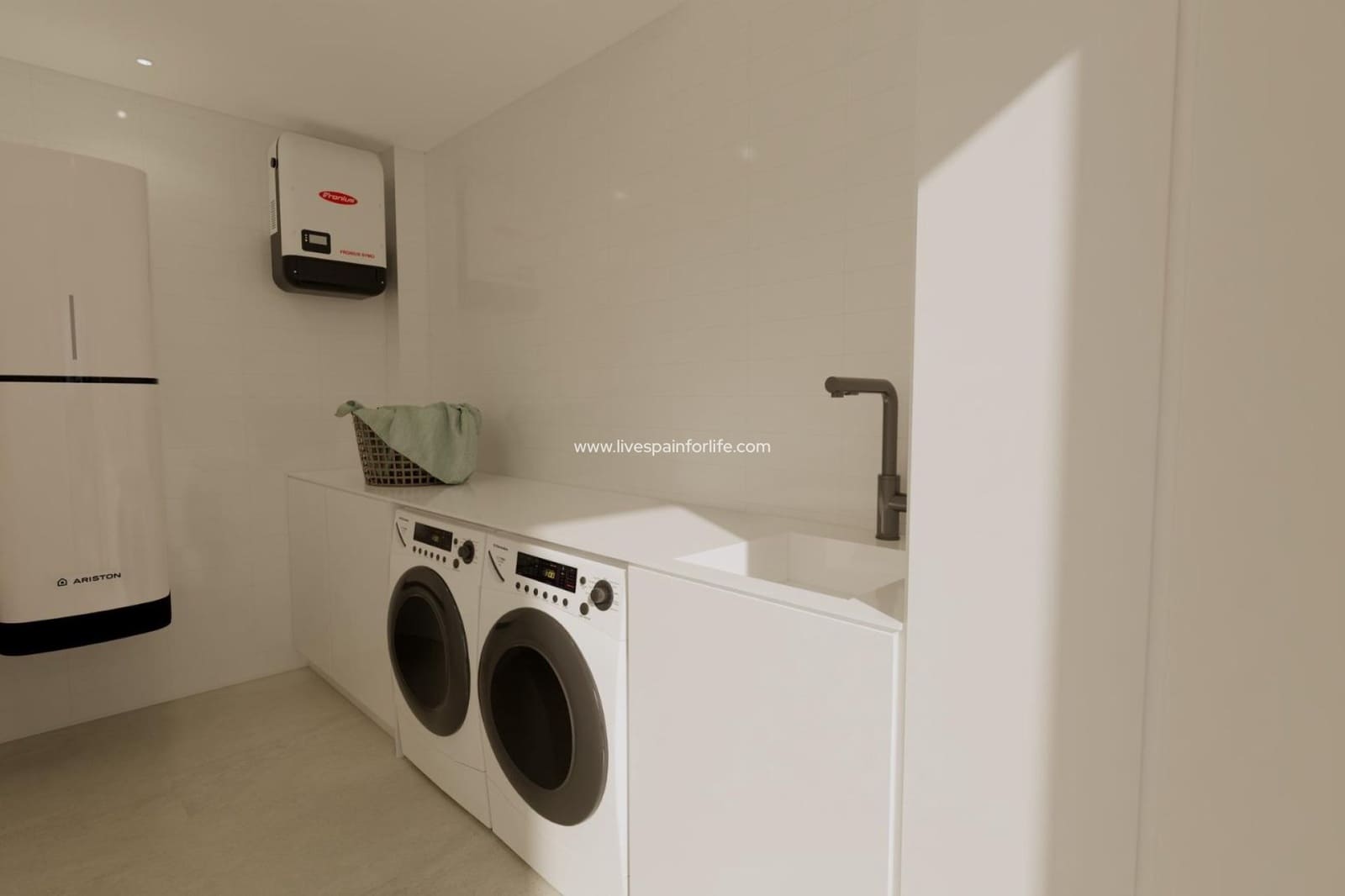 3 makuuhuone Huvila myytävänä paikassa Dolores mukana uima-altaan 
autotalli - 465 000 € (Ref: 9665372)