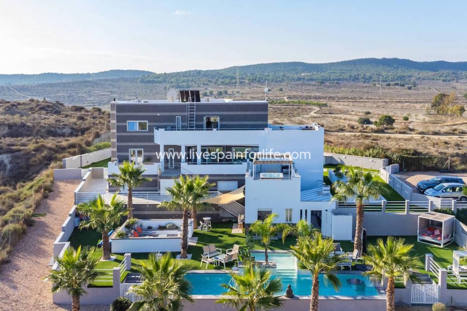 5 sypialnia Finka/Dom wiejski na sprzedaż w Torremendo z basenem - 1 695 000 € (Ref: 9670989)