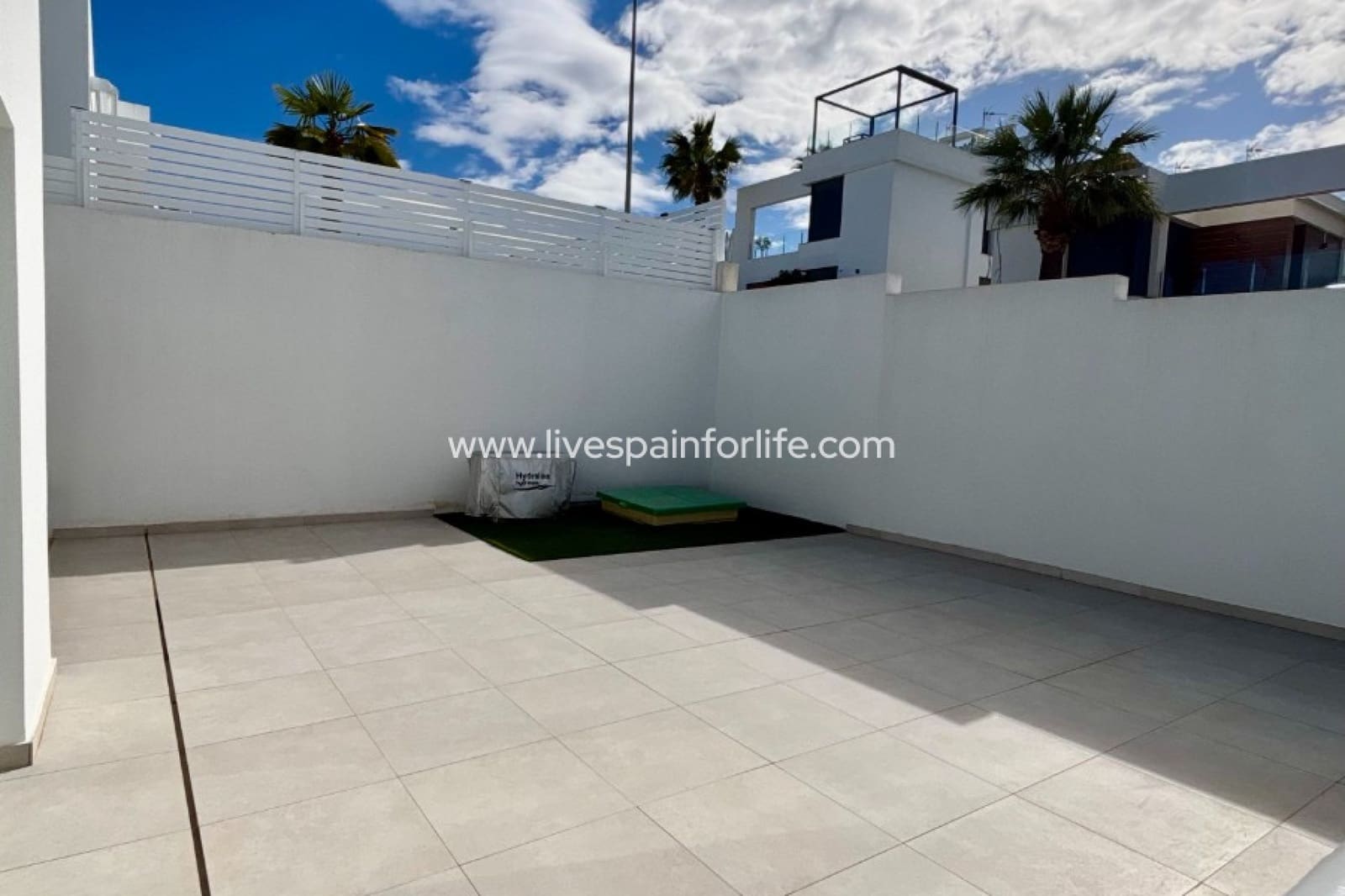 3 bedroom Villa for sale in Benijofar with pool garage - € 569,500 (Ref: 9672105)