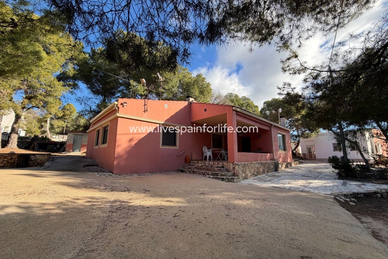 3 bedroom Finca/Country House for sale in La Romana with pool garage - € 280,000 (Ref: 9672259)