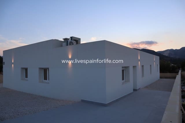 3 quarto Quinta/Casa Rural para venda em Pinoso com garagem - 375 000 € (Ref: 9672261)