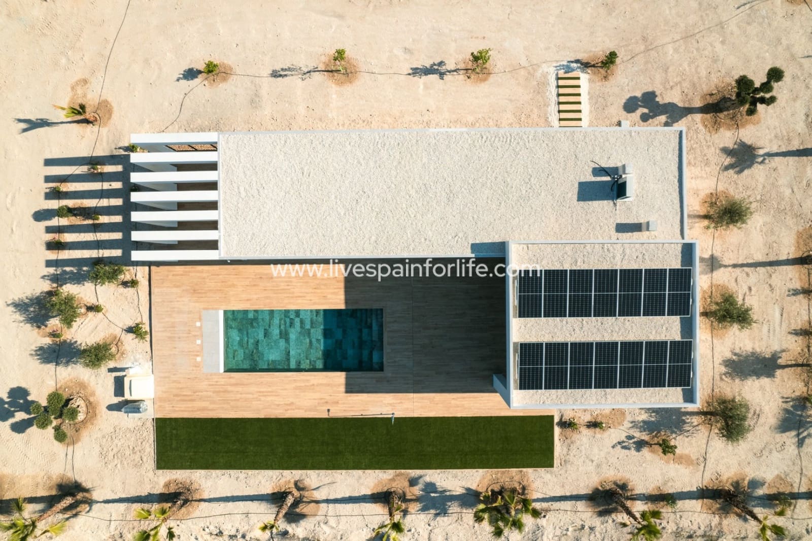 3 soverom Finca/Herregård til salgs i Pinoso med svømmebasseng - € 450 000 (Ref: 9672262)