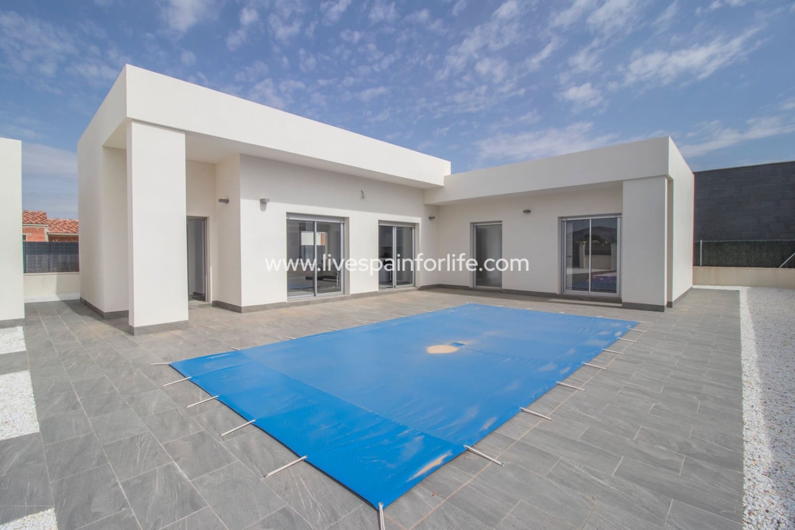 3 sovrum Finca/Hus på landet till salu i Pinoso med pool garage - 385 000 € (Ref: 9672269)