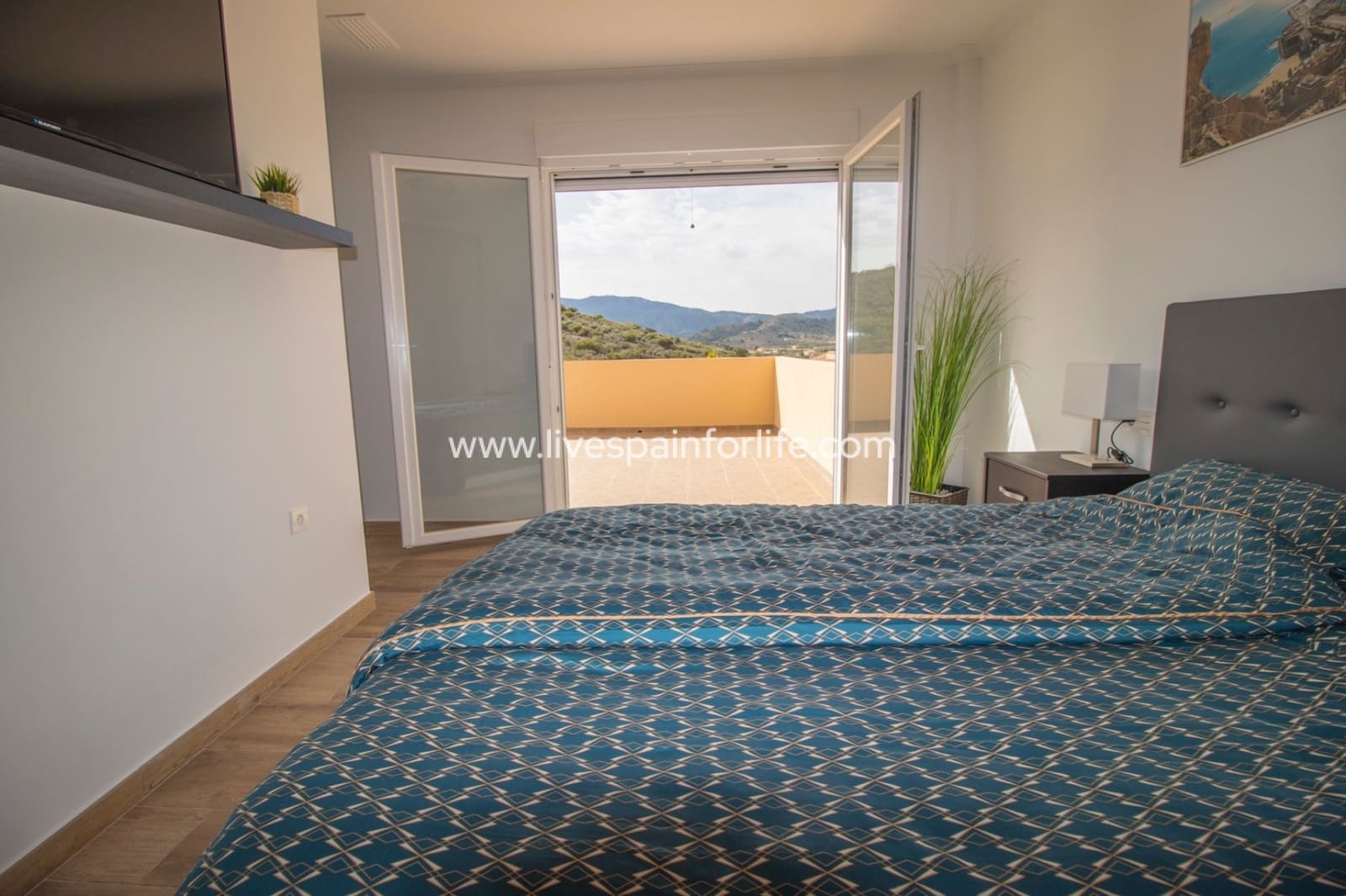 3 sovrum Finca/Hus på landet till salu i Pinoso med pool garage - 385 000 € (Ref: 9672269)