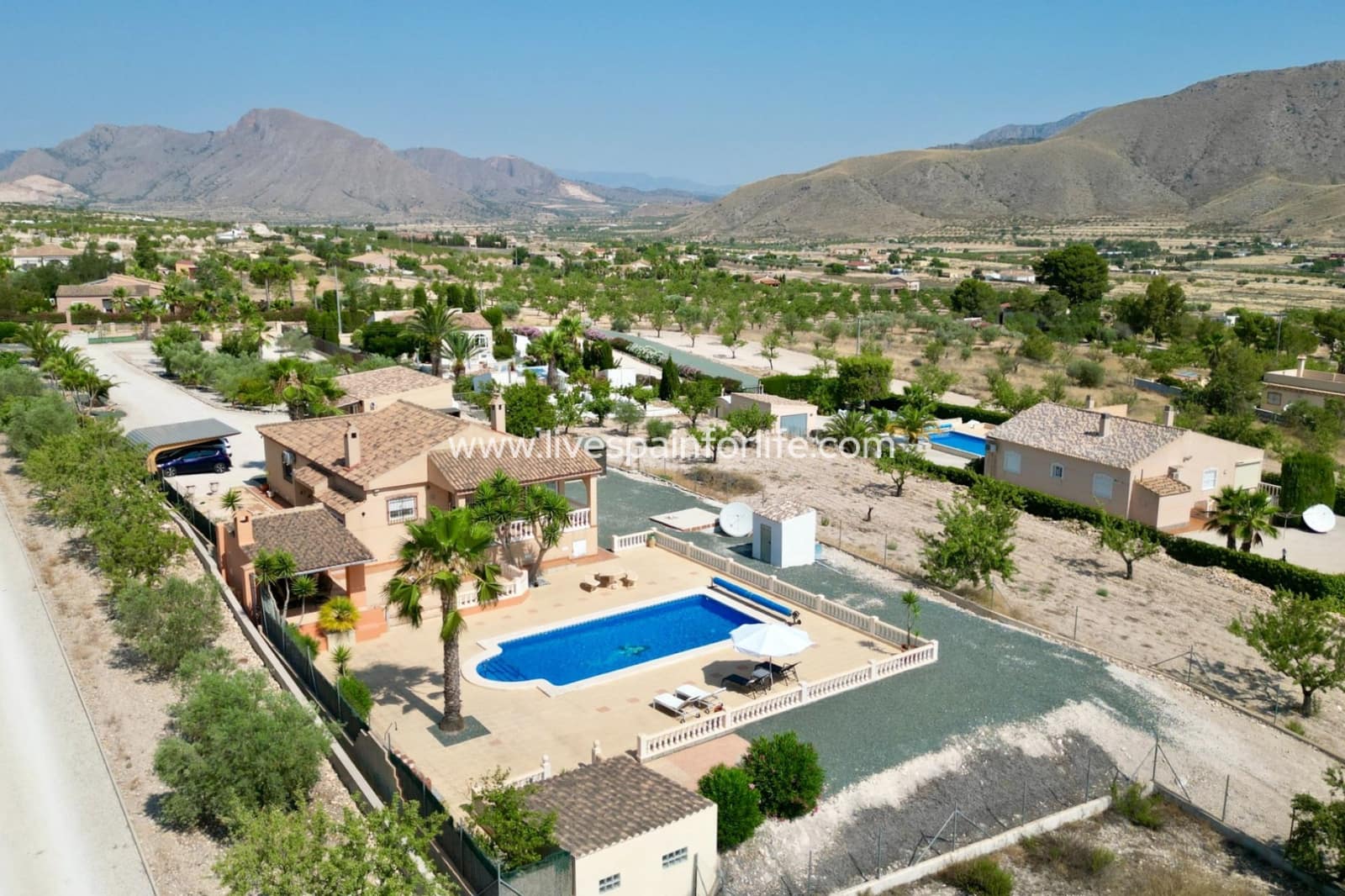 5 bedroom Villa for sale in Hondon de los Frailes with pool garage - € 440,000 (Ref: 9672270)