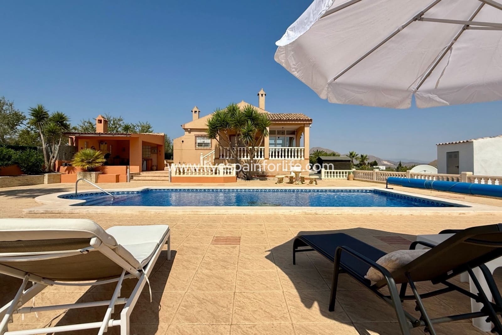 5 bedroom Villa for sale in Hondon de los Frailes with pool garage - € 440,000 (Ref: 9672270)