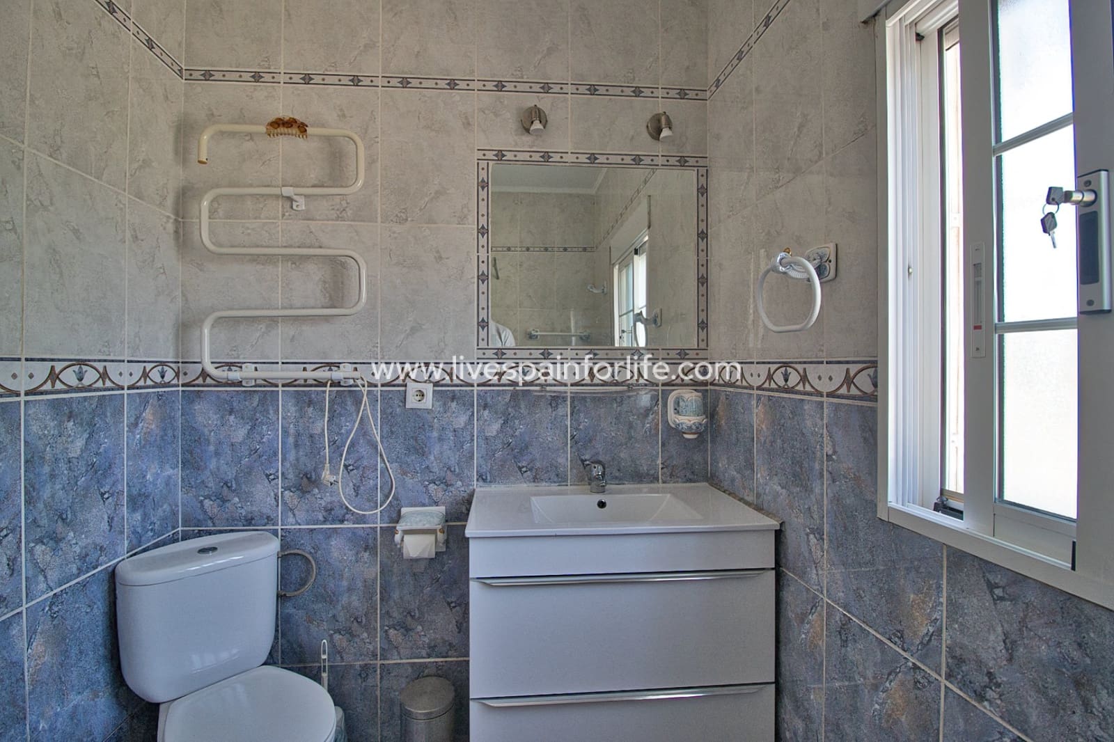5 bedroom Finca/Country House for sale in Dolores with pool - € 399,000 (Ref: 9675946)