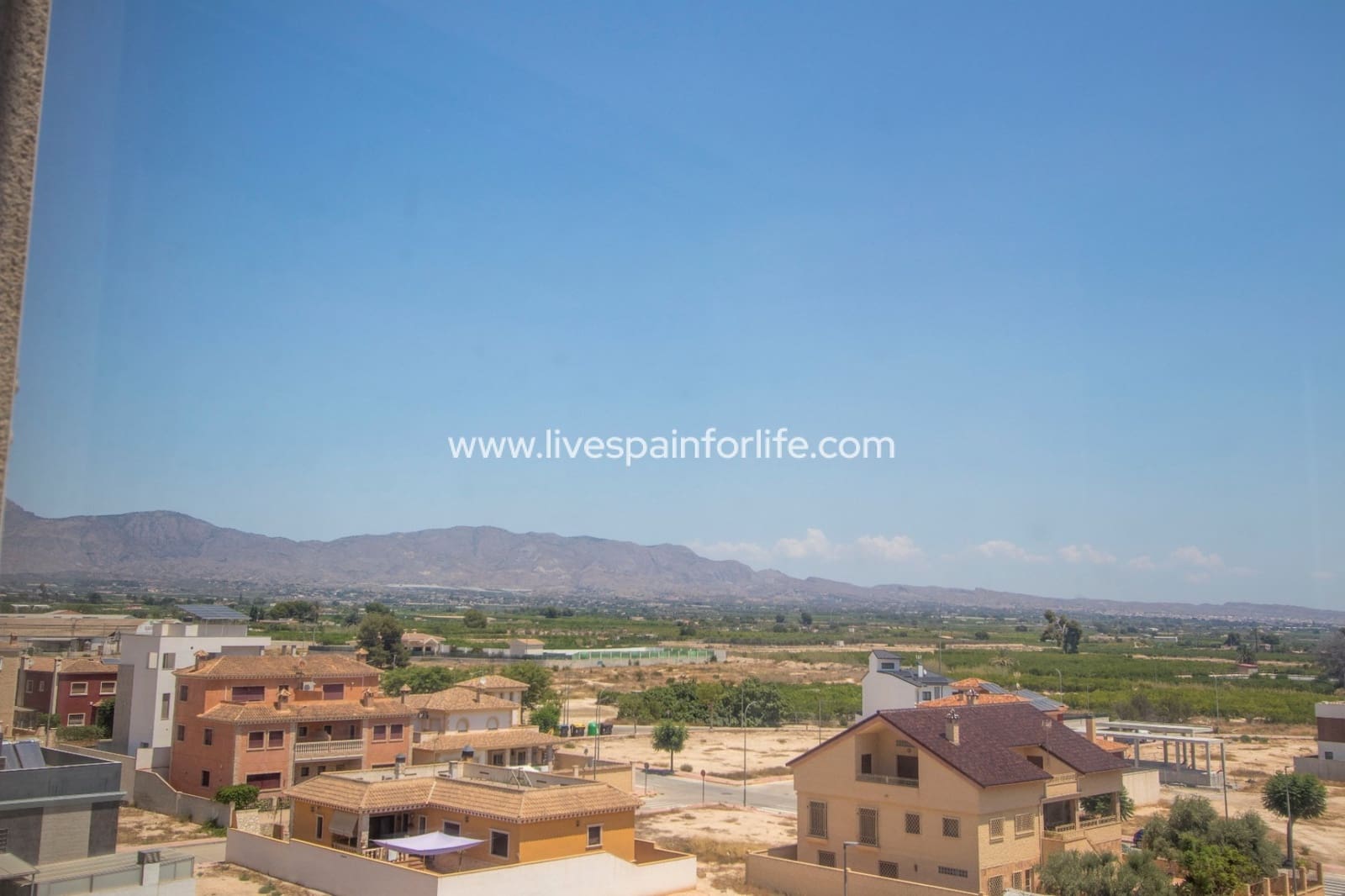 4 bedroom Apartment for sale in Albatera with garage - € 360,000 (Ref: 9675949)