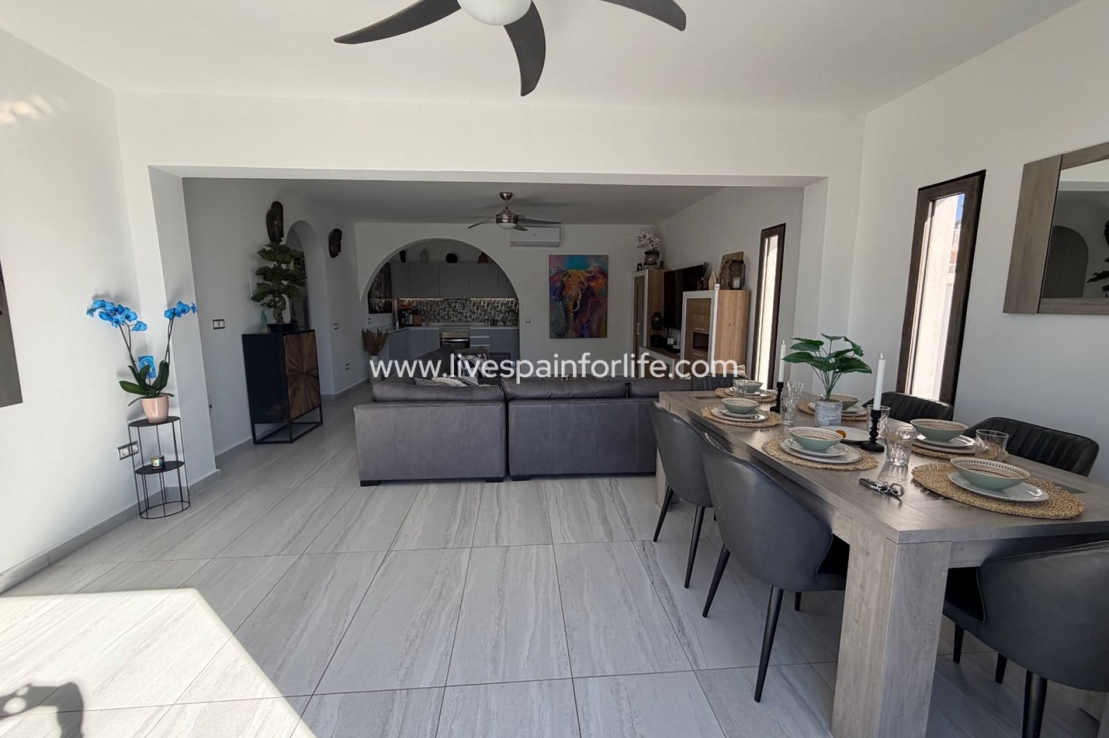 5 sypialnia Willa na sprzedaż w Ciudad Quesada z basenem garażem - 498 000 € (Ref: 9675952)