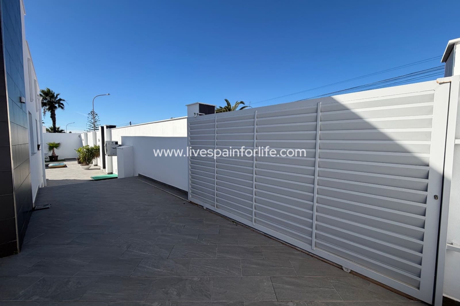 5 sypialnia Willa na sprzedaż w Ciudad Quesada z basenem garażem - 498 000 € (Ref: 9675952)