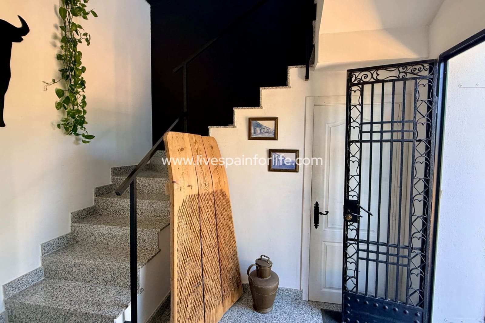 7 sypialnia Finka/Dom wiejski na sprzedaż w Hondon de las Nieves z basenem garażem - 725 000 € (Ref: 9684241)