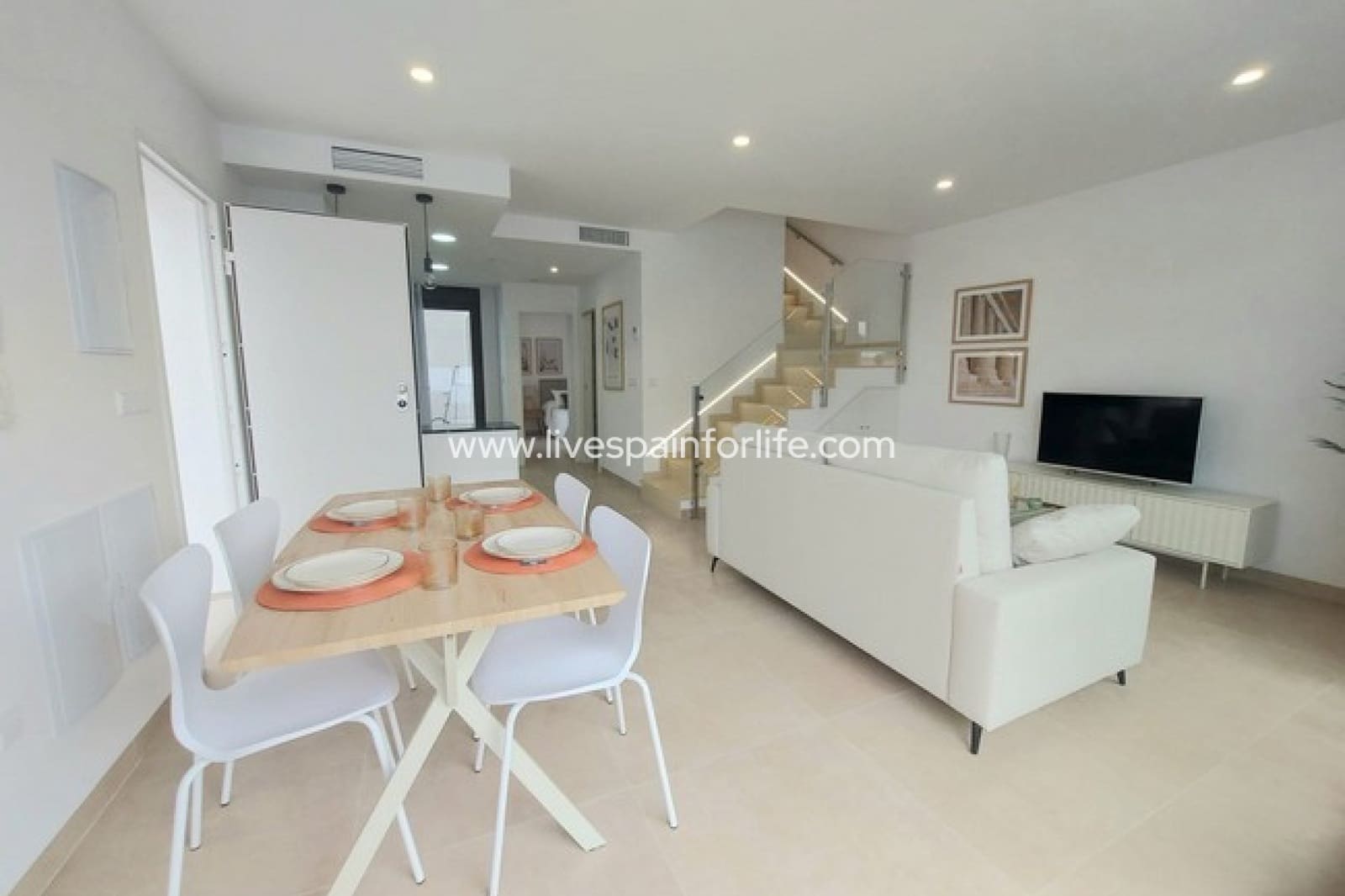 3 quarto Moradia para venda em San Pedro del Pinatar com piscina - 419 900 € (Ref: 9684242)