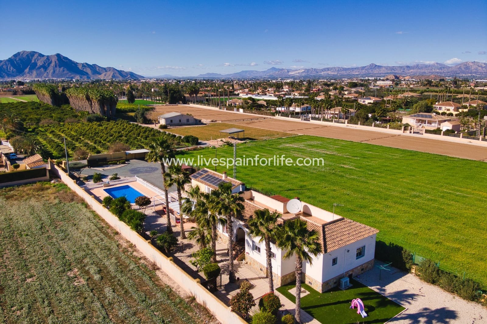 4 soverom Finca/Herregård til salgs i Alicante by med svømmebasseng - € 385 000 (Ref: 9685162)