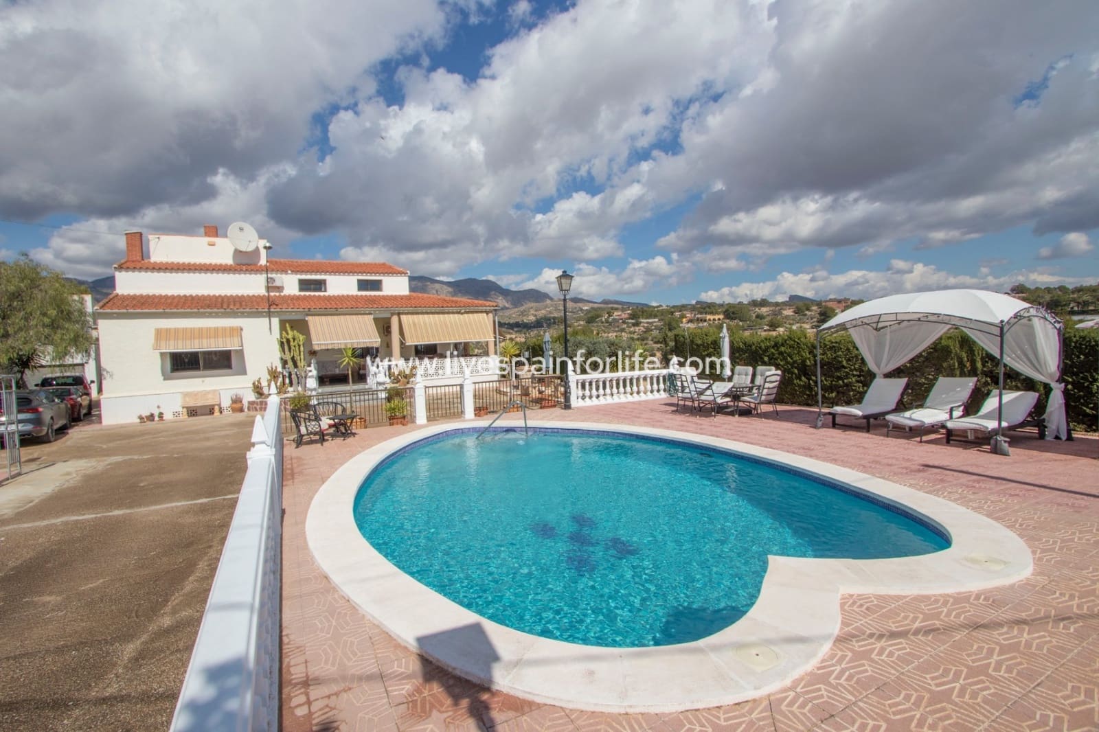 6 bedroom Finca/Country House for sale in Crevillente / Crevillent with pool garage - € 495,000 (Ref: 9687474)