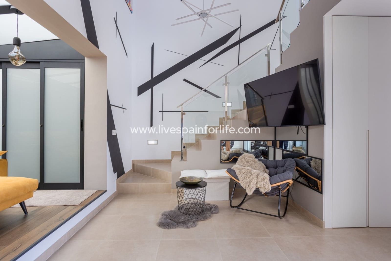 Pareado de 3 habitaciones en Benijófar en venta con piscina - 439.900 € (Ref: 9691392)