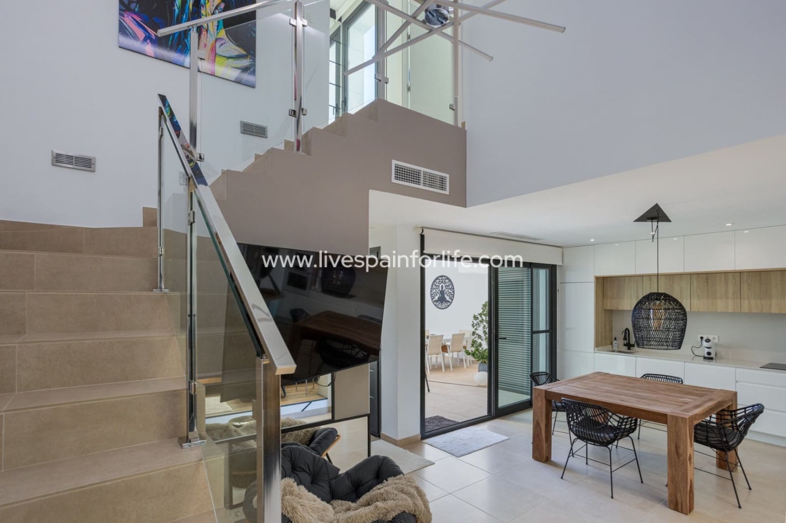 3 soverom Kjedet enebolig til salgs i Benijofar med svømmebasseng - € 439 900 (Ref: 9691393)