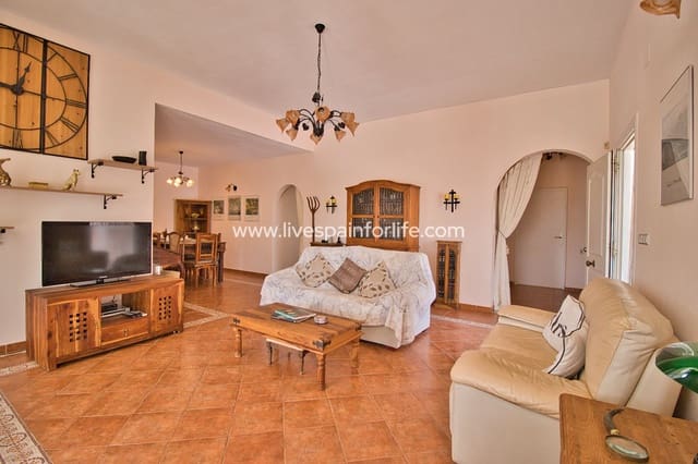 5 camera da letto Finca/Casa di Campagna in vendita in Catral con piscina - 399.000 € (Rif: 9694031)
