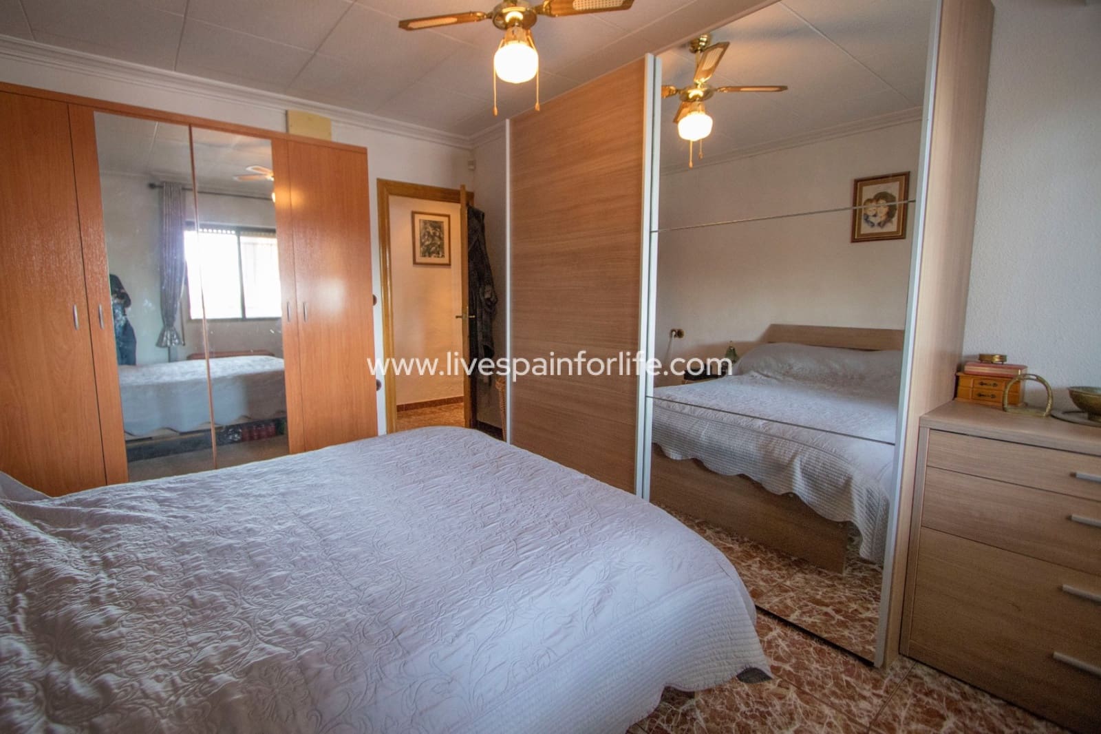 6 bedroom Finca/Country House for sale in Alicante / Alacant city with pool garage - € 495,000 (Ref: 9694169)