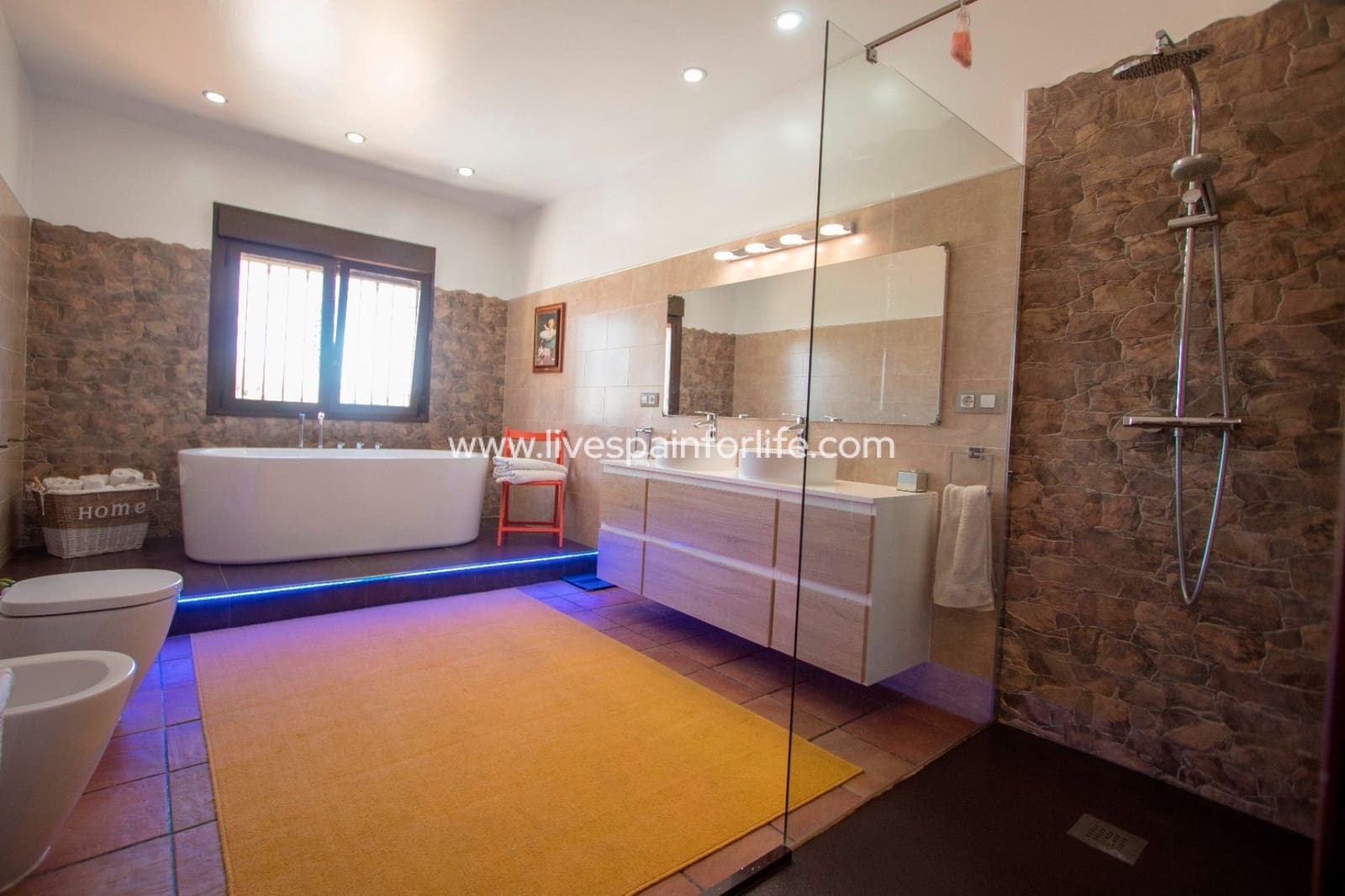 5 soveværelse Finca/Landehus til salg i Bigastro med swimmingpool garage - € 595.000 (Ref: 9707633)