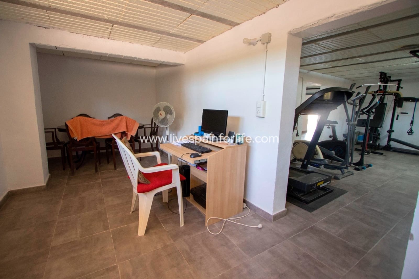 5 soveværelse Finca/Landehus til salg i Bigastro med swimmingpool garage - € 595.000 (Ref: 9707633)